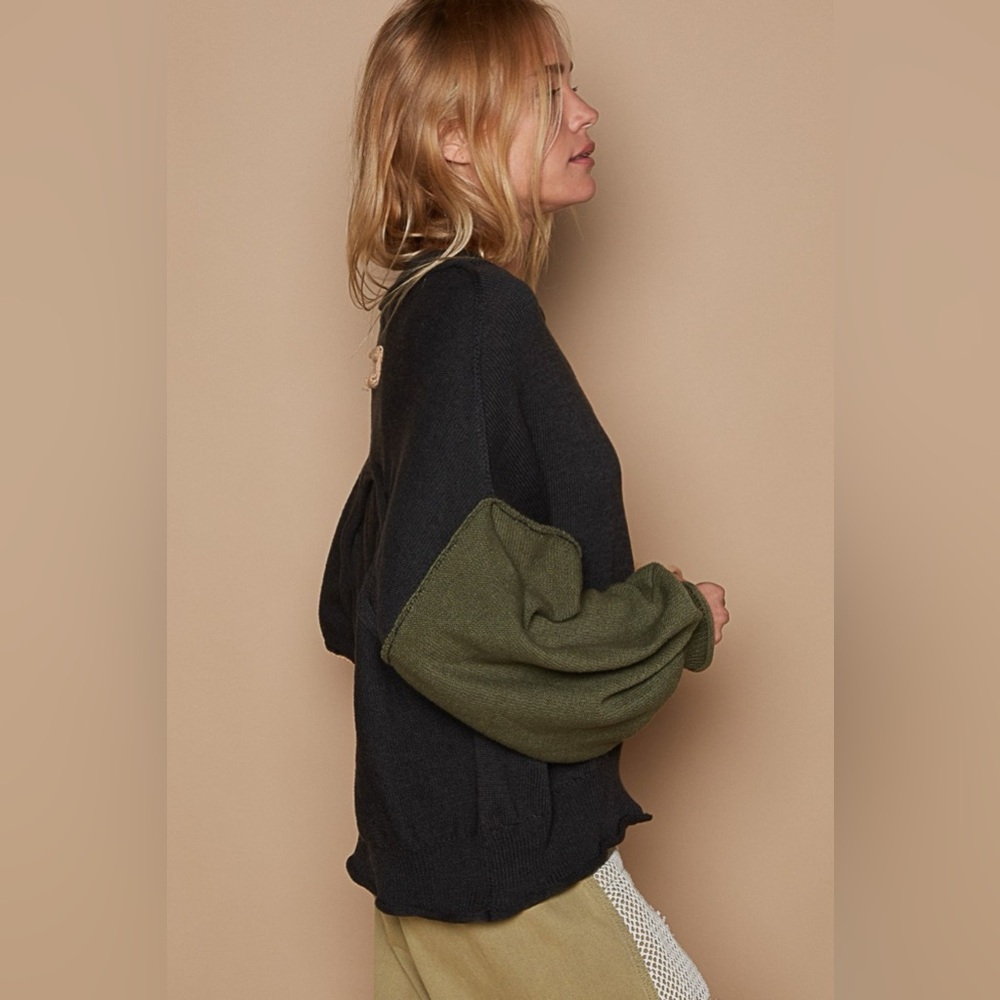 Color Block Roll Hem Hacci Sweater